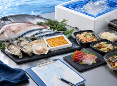 水産物と加工食品、物流を表現したビジュアル